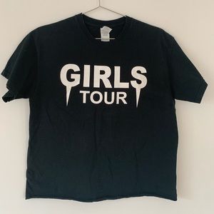 Girls Tour black graphic tee